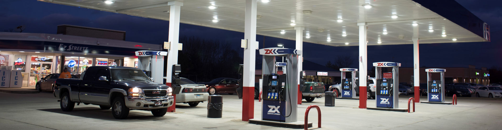 zx-gas-station-store-night